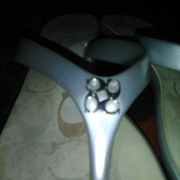 Women's Coach flip flops - Picture 2 of 10